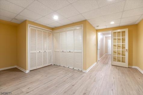 23 Foxboro Lane West Milford NJ 07480