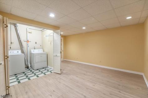 23 Foxboro Lane West Milford NJ 07480