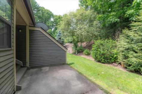 23 Foxboro Lane West Milford NJ 07480