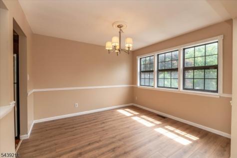 23 Foxboro Lane West Milford NJ 07480