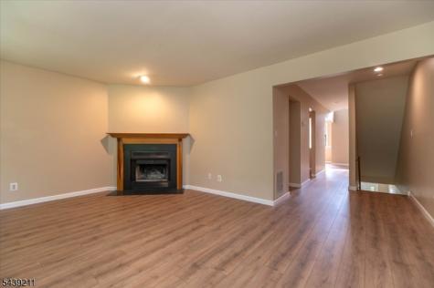 23 Foxboro Lane West Milford NJ 07480