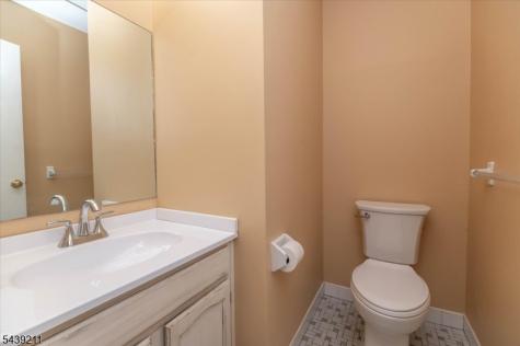 23 Foxboro Lane West Milford NJ 07480