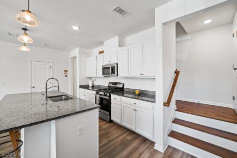 215 Park Lane Dunellen NJ 08812
