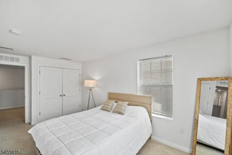 215 Park Lane Dunellen NJ 08812