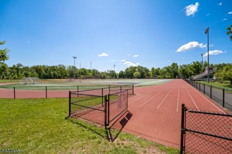 215 Park Lane Dunellen NJ 08812