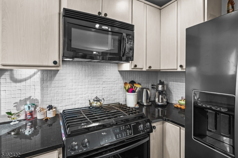 100 1st Keyport NJ 07735