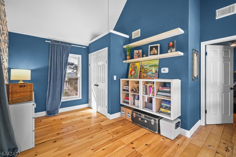 100 1st Keyport NJ 07735