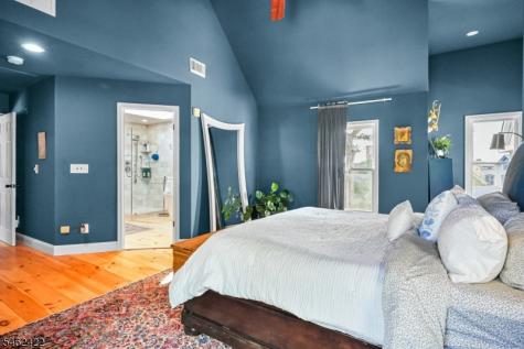100 1st Keyport NJ 07735