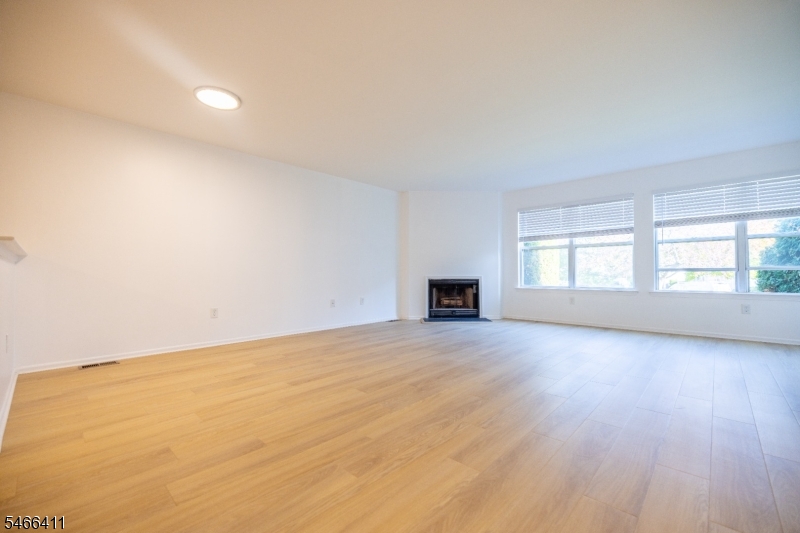 184 Bexley Lane Piscataway NJ 08854
