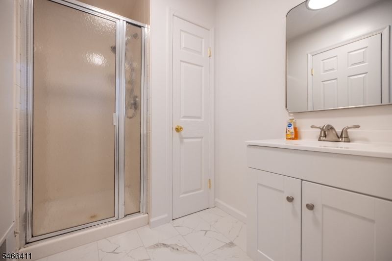 184 Bexley Lane Piscataway NJ 08854