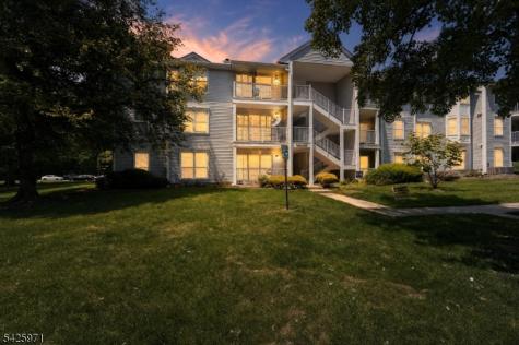 177 Rachel Court Franklin NJ 08823