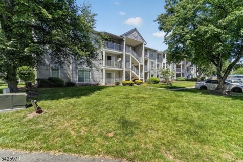 177 Rachel Court Franklin NJ 08823