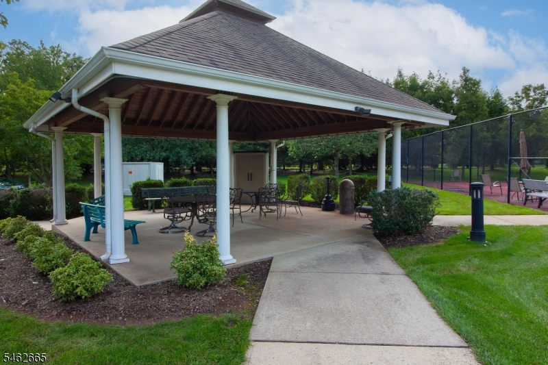 2202 Avery Court Franklin NJ 08873