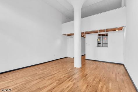 205 10th Street Jersey City NJ 07302