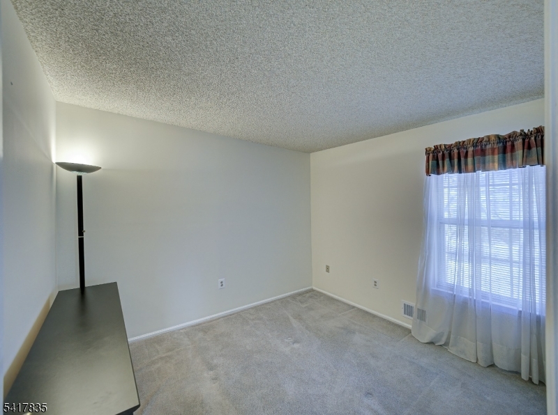 11 Lindsey Court Franklin NJ 08823