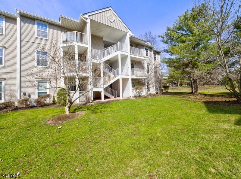 11 Lindsey Court Franklin NJ 08823
