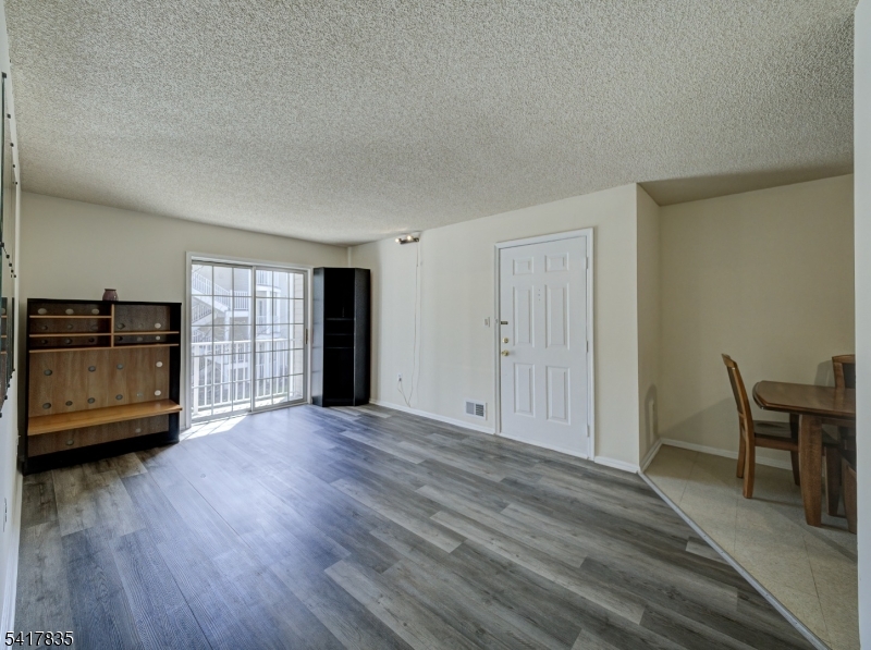 11 Lindsey Court Franklin NJ 08823