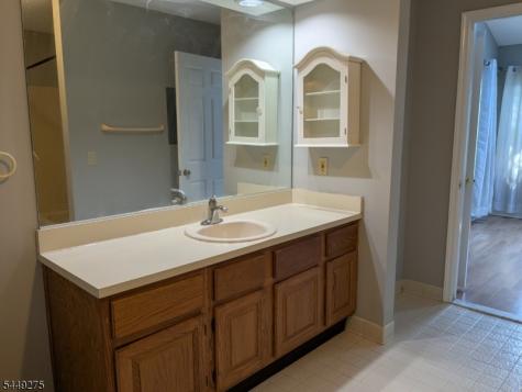 8 Augusta Drive Clinton NJ 08801
