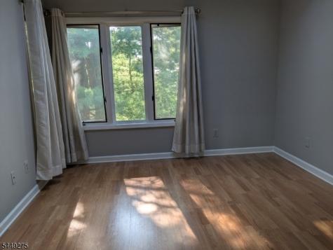 8 Augusta Drive Clinton NJ 08801