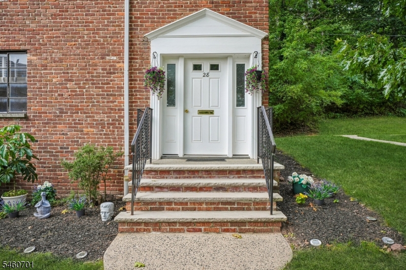 28 Troy Drive Springfield NJ 07081