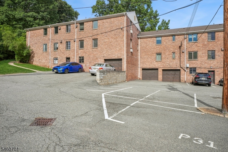 28 Troy Drive Springfield NJ 07081