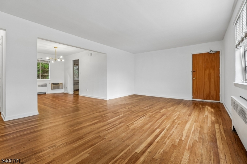 28 Troy Drive Springfield NJ 07081
