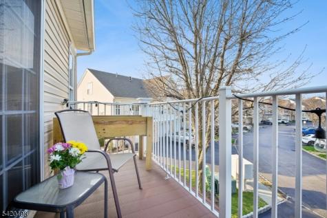 37 Mountainside Drive Pompton Lakes NJ 07442