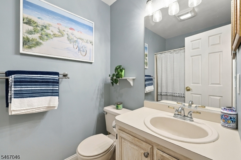 2 Rainier Court Allamuchy NJ 07840