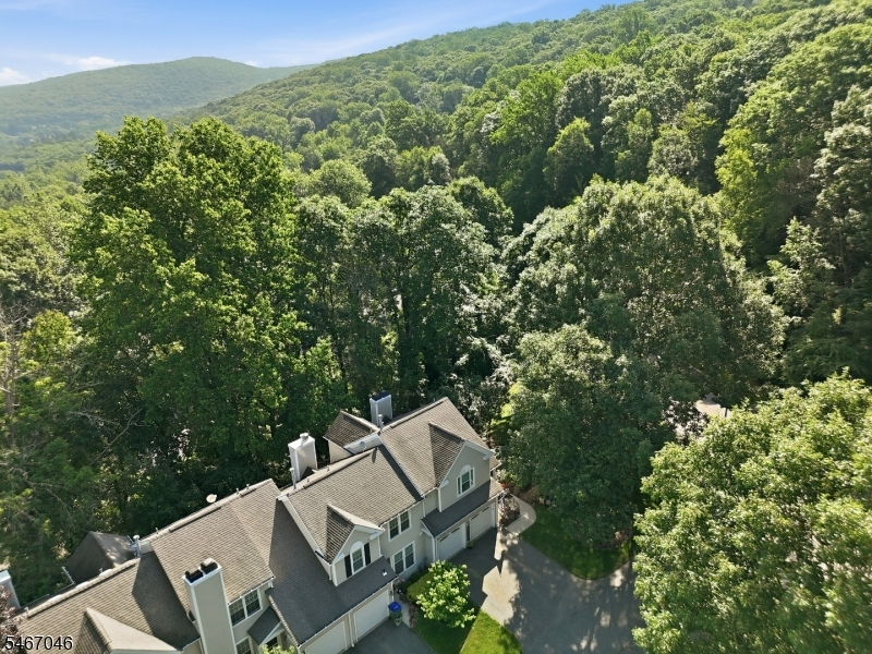 2 Rainier Court Allamuchy NJ 07840