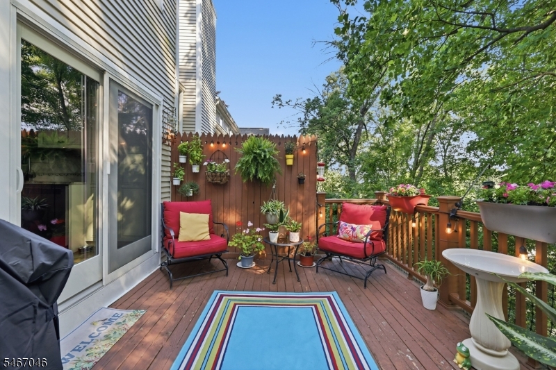 2 Rainier Court Allamuchy NJ 07840