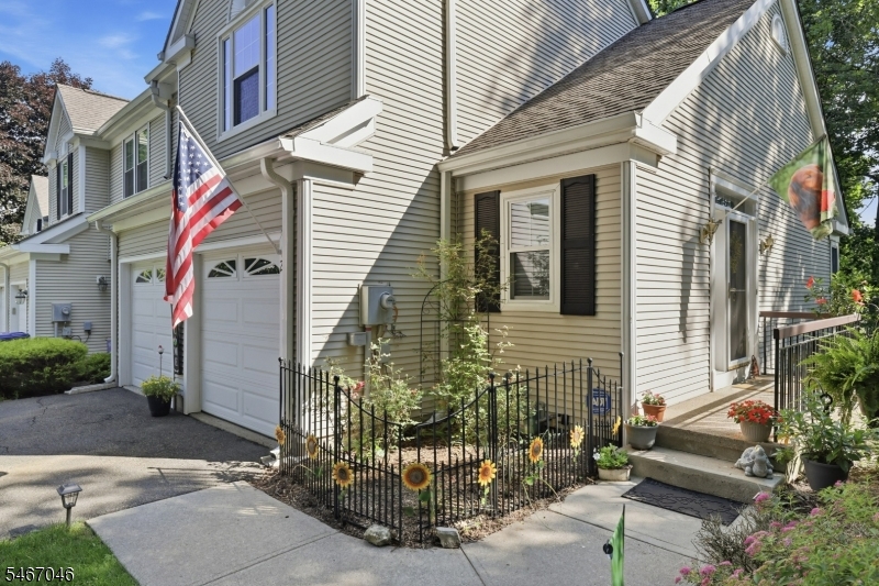 2 Rainier Court Allamuchy NJ 07840