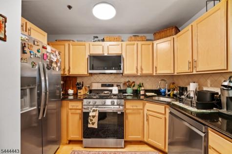 70 S Munn Avenue East Orange NJ 07018