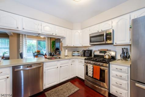 117 Quartz Lane Paterson NJ 07501