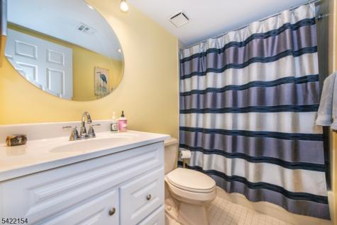 117 Quartz Lane Paterson NJ 07501