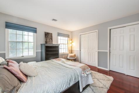 117 Quartz Lane Paterson NJ 07501