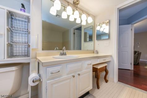 117 Quartz Lane Paterson NJ 07501
