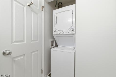 84 Mayfield Road Bedminster NJ 07921