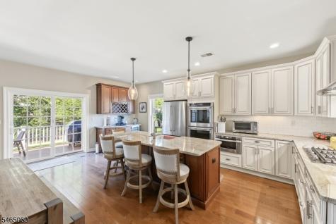 2 Par Court Randolph NJ 07869