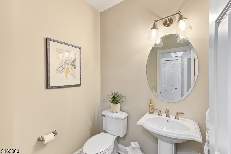 2 Par Court Randolph NJ 07869