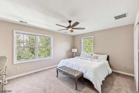 2 Par Court Randolph NJ 07869