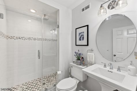 2 Par Court Randolph NJ 07869