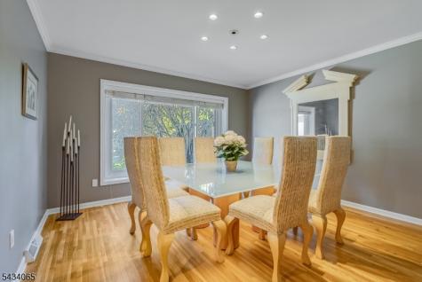 22 Hunters Circle Tewksbury NJ 08833