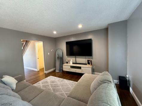 311 Tall Oak Lane Hillsborough NJ 08844