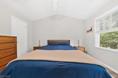 10 Stonyridge Drive Lincoln Park NJ 07035