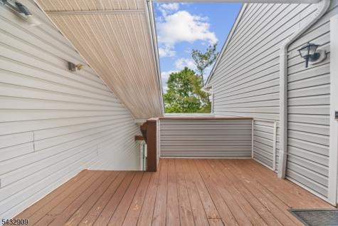 10 Stonyridge Drive Lincoln Park NJ 07035