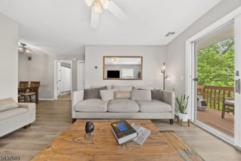 10 Stonyridge Drive Lincoln Park NJ 07035