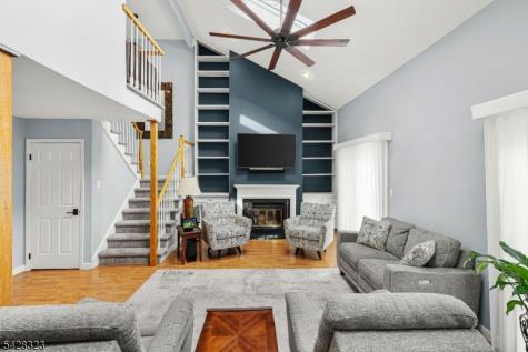 8 Delaware Lane Branchburg NJ 08876