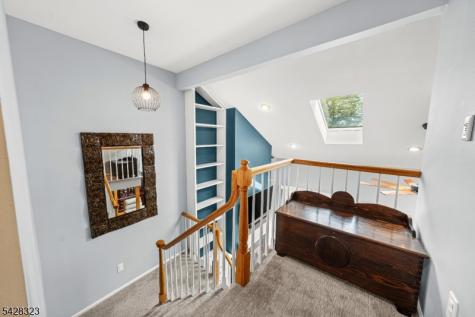 8 Delaware Lane Branchburg NJ 08876