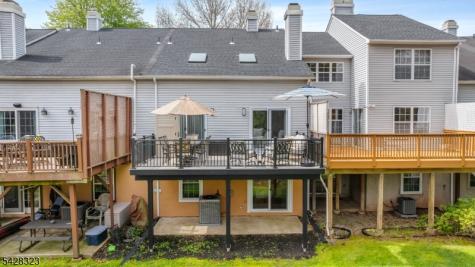 8 Delaware Lane Branchburg NJ 08876
