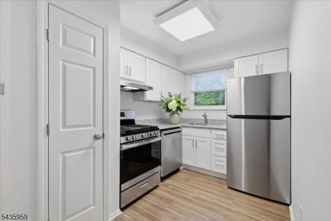 1403 Normandy Court Raritan NJ 08822